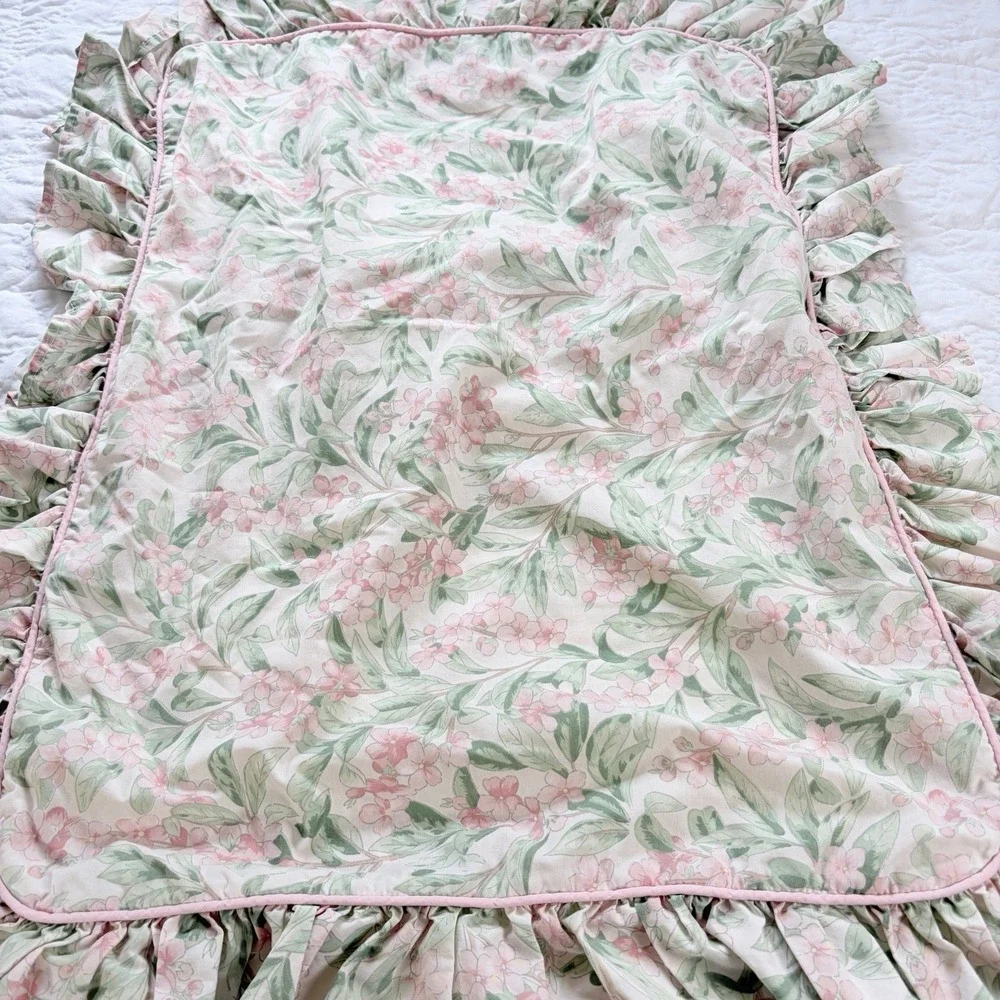 Vintage Floral Bedskirt Queen + 2 Ruffled Shams Pink Green Cottagecore USA